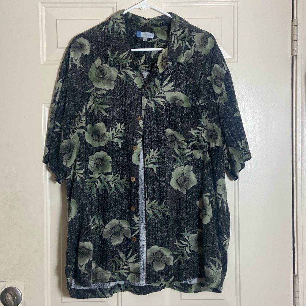 Half Moon Bay Hawaiian Rayon Vintage Men’s Shirt Size L